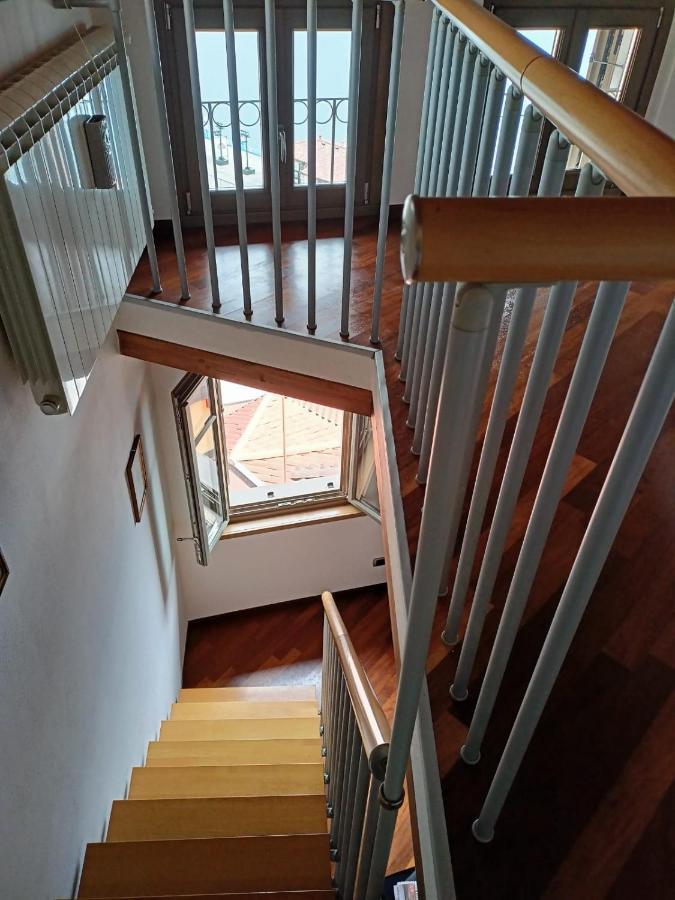 Casa Marina Lejlighed Lovere Eksteriør billede